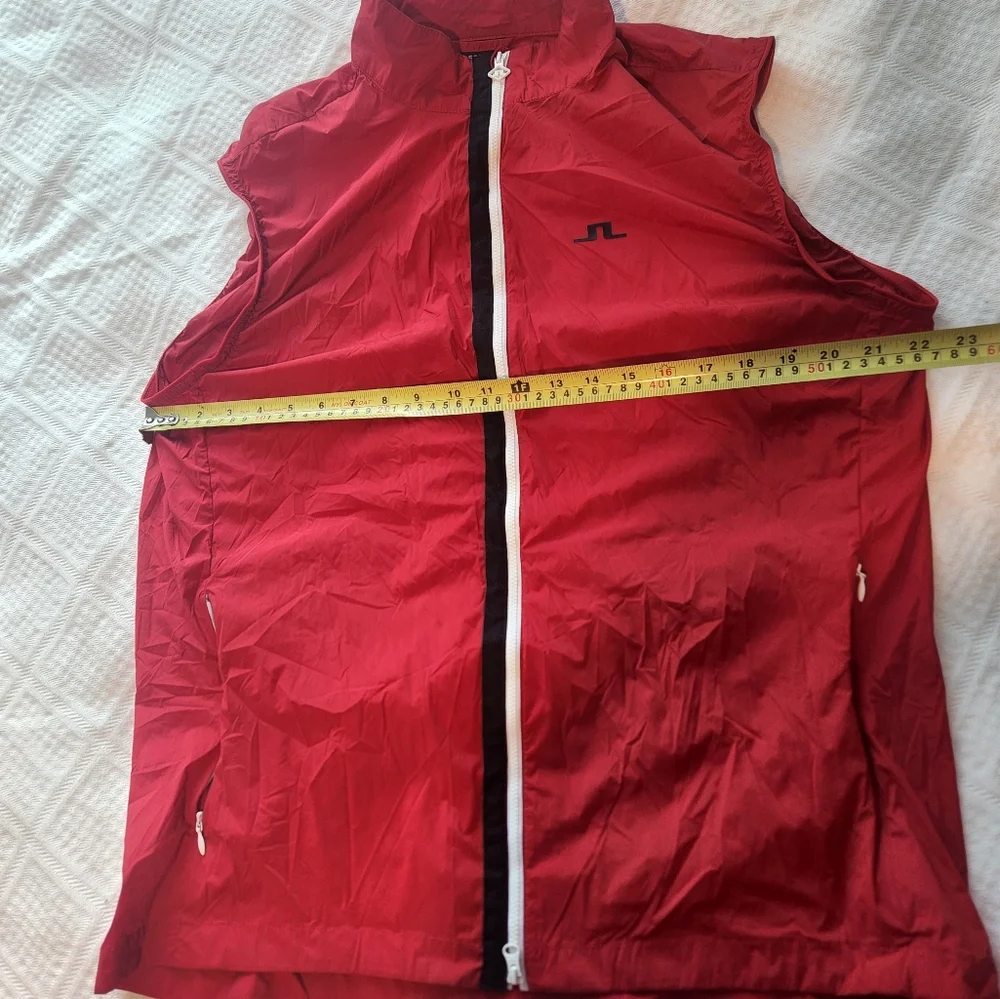 J.Lindeberg Vibrant Red Vest